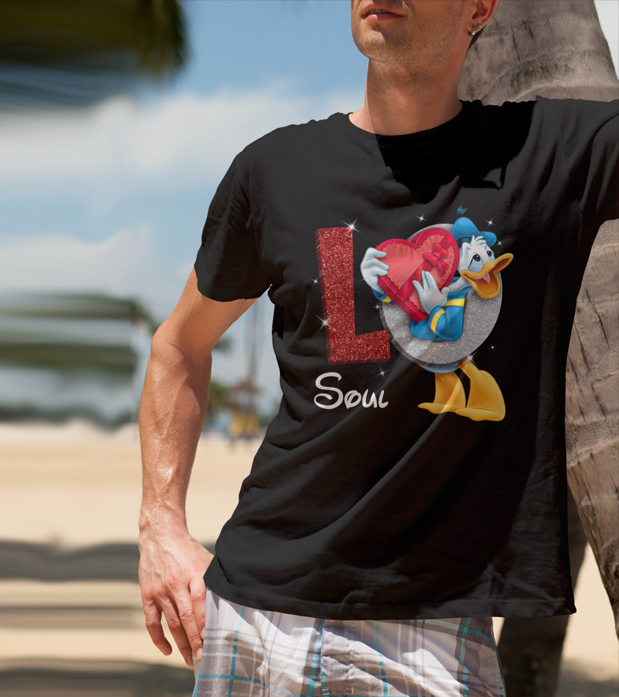 Donald Duck Holding Heart Love Soul T-Shirt