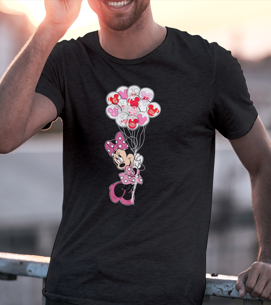Minnie Mouse Holding Heart Balloons With Xoxo And Hugs Kisses Patterns T-Shirt