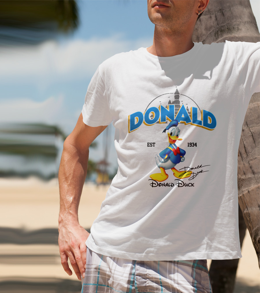 Donald Duck Est 1934 Signature Disney Castle T-Shirt
