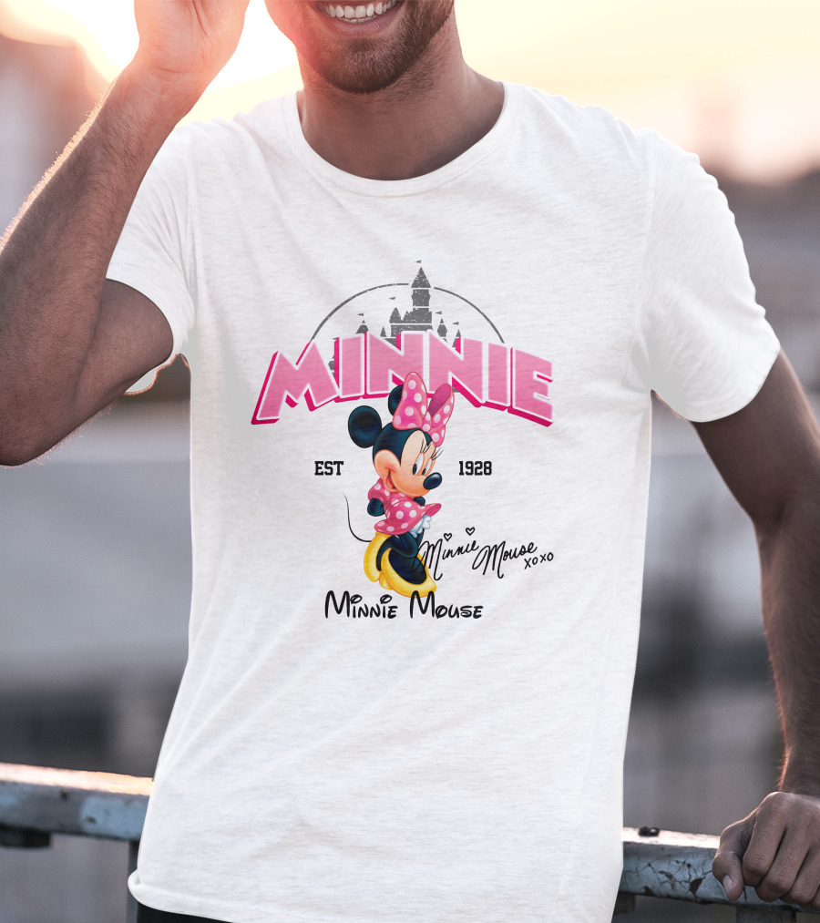Minnie Mouse Est 1928 Disney Castle Background Xoxo T-Shirt
