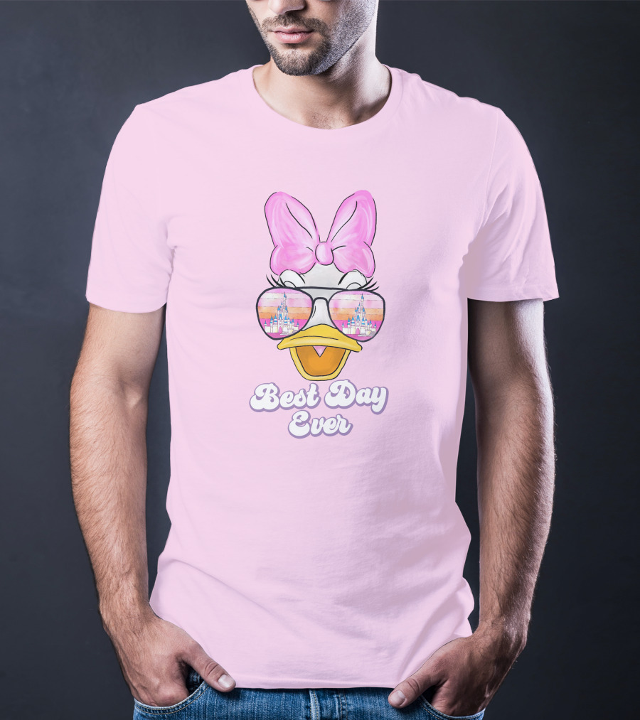 Best Day Ever Daisy Duck Disney Castle Reflection T-Shirt