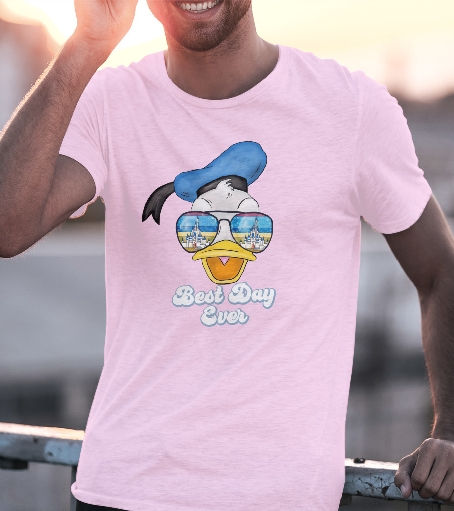 Donald Duck Best Day Ever Sunglasses And Castle T-Shirt