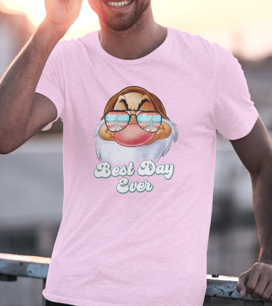 Best Day Ever Grumpy Dwarf Sunglasses Castle Scene T-Shirt