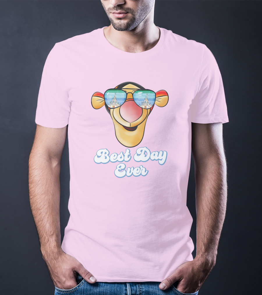 Tigger Best Day Ever Disney Castle Sunglasses T-Shirt