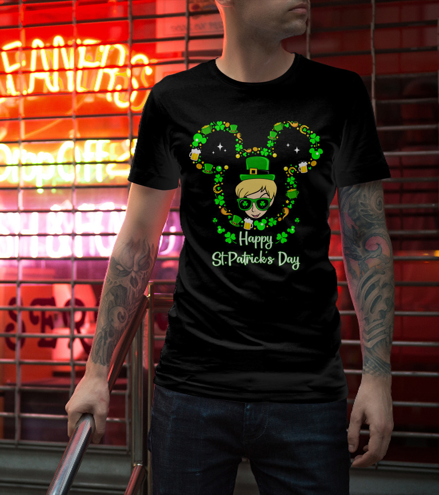 Happy St. Patrick's Day Tinkerbell In Green Hat With Shamrocks And Beers T-Shirt