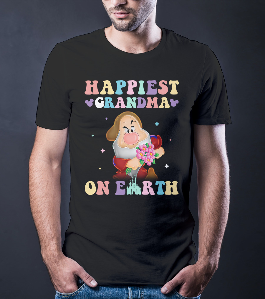 HAPPIEST GRANDMA ON EARTH GRUMPY DWARF DISNEY MAGIC KINGDOM T-Shirt