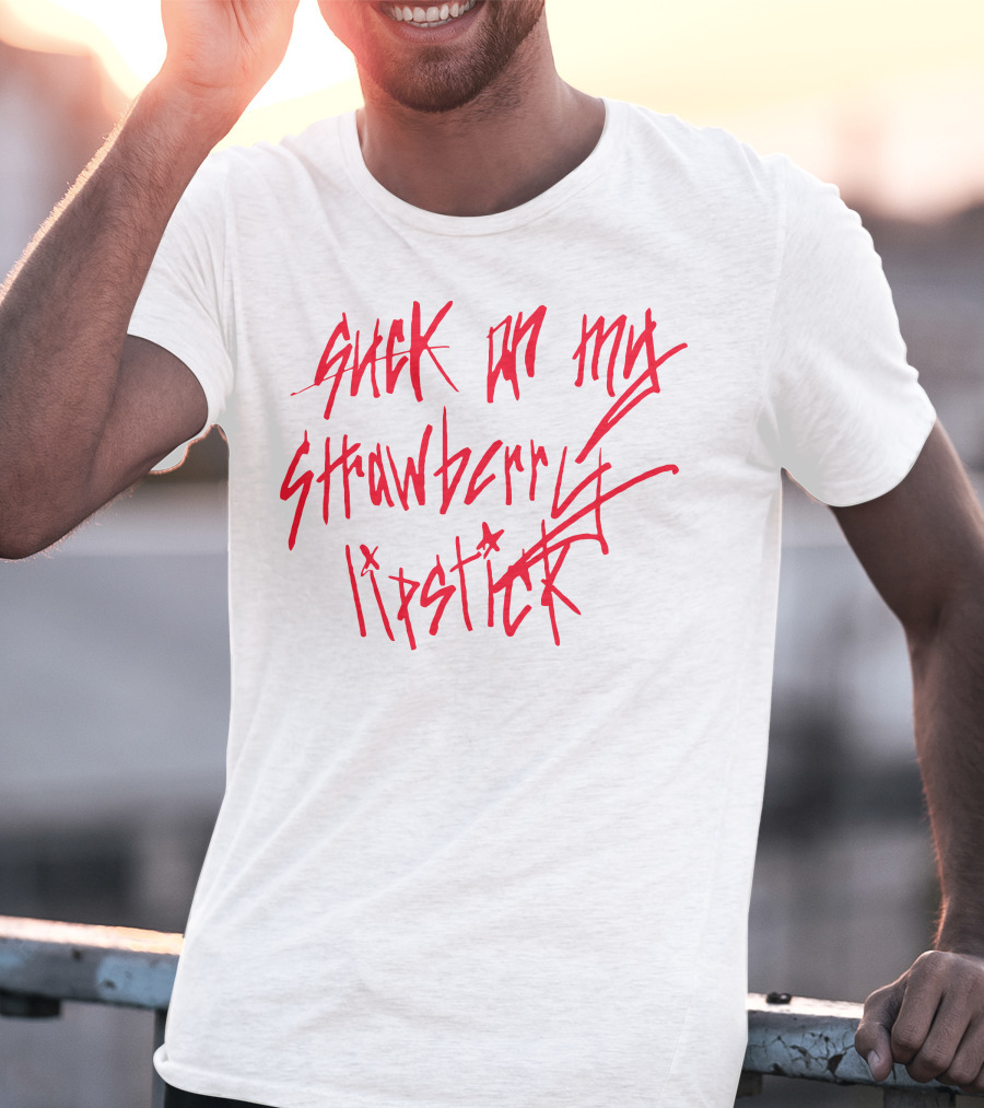Yungblud Suck On My Strawberry Lipstick T-Shirt