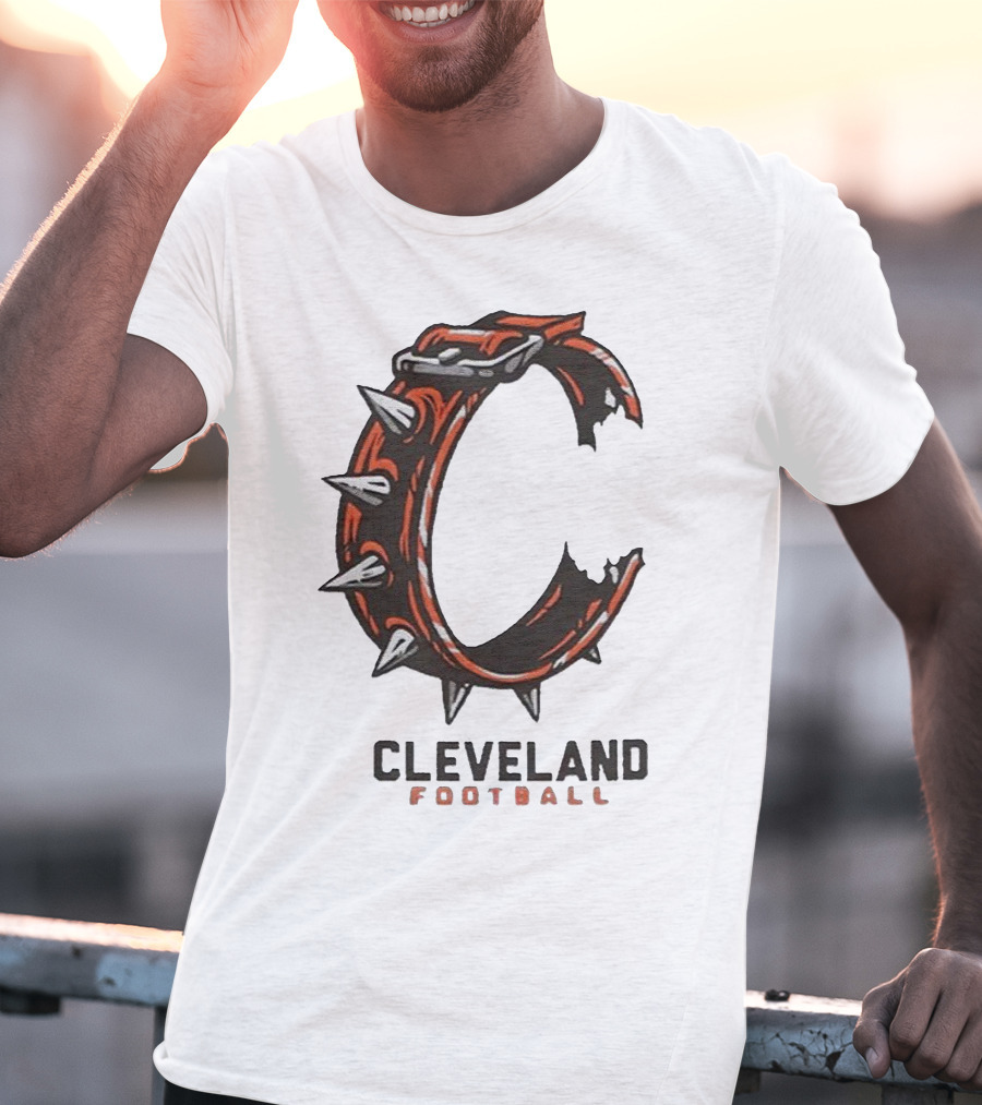 Cleveland Football Spiked Collar C T-Shirt