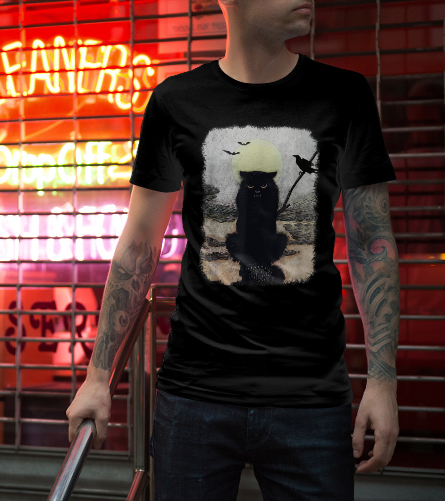 Moonlit Spooky Halloween Scary Black Cat With Bats And Crow T-Shirt