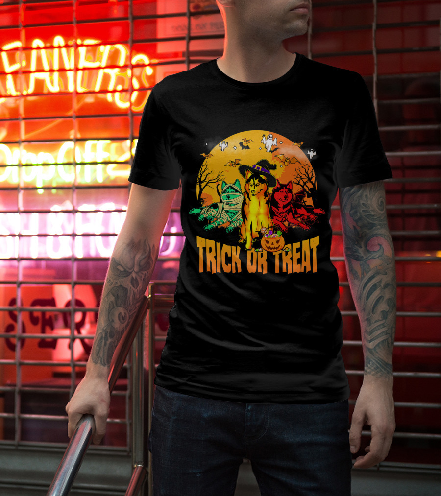 Trick Or Treat Siberian Husky Halloween Ghosts Pumpkins And Bats T-Shirt