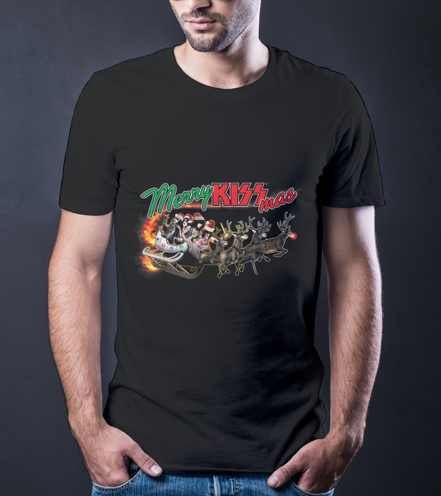 Merry KISSmas Sleigh With Santa And Reindeer T-Shirt