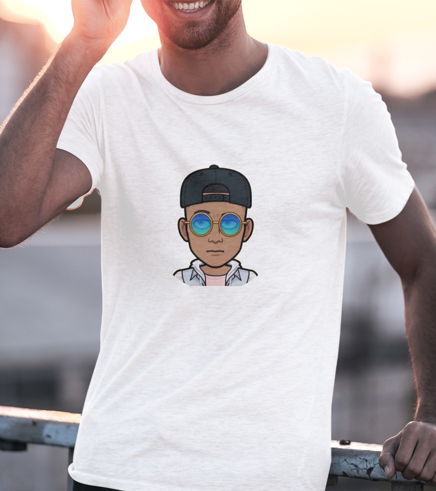 FlightReacts Iconic Cool Cartoon Avatar T-Shirt