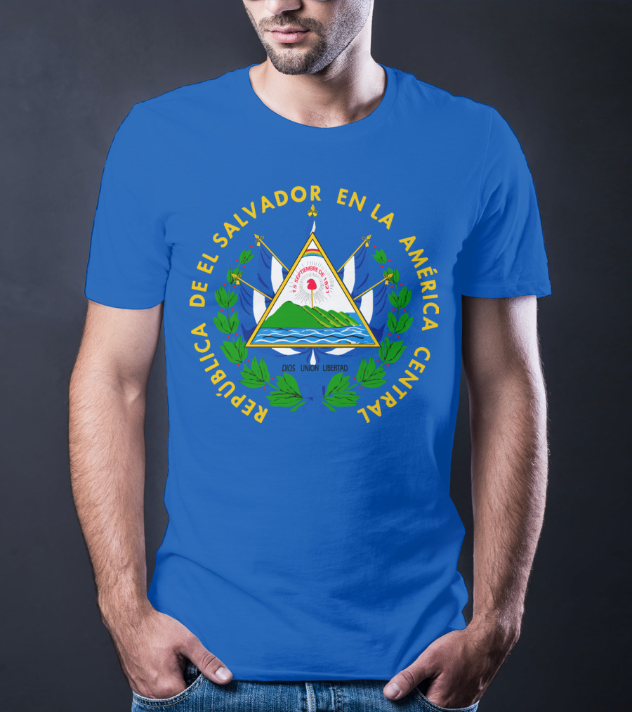 REPÚBLICA DE EL SALVADOR EN LA AMÉRICA CENTRAL DIOS UNIÓN LIBERTAD ESCUDO DE EL SALVADOR T-Shirt