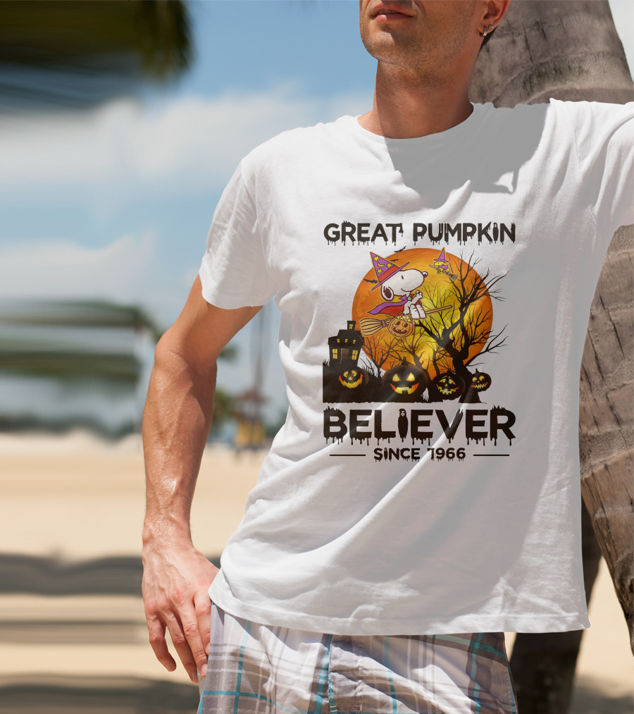 Great Pumpkin Believer Since 1966 Snoopy Halloween Scene T-Shirt