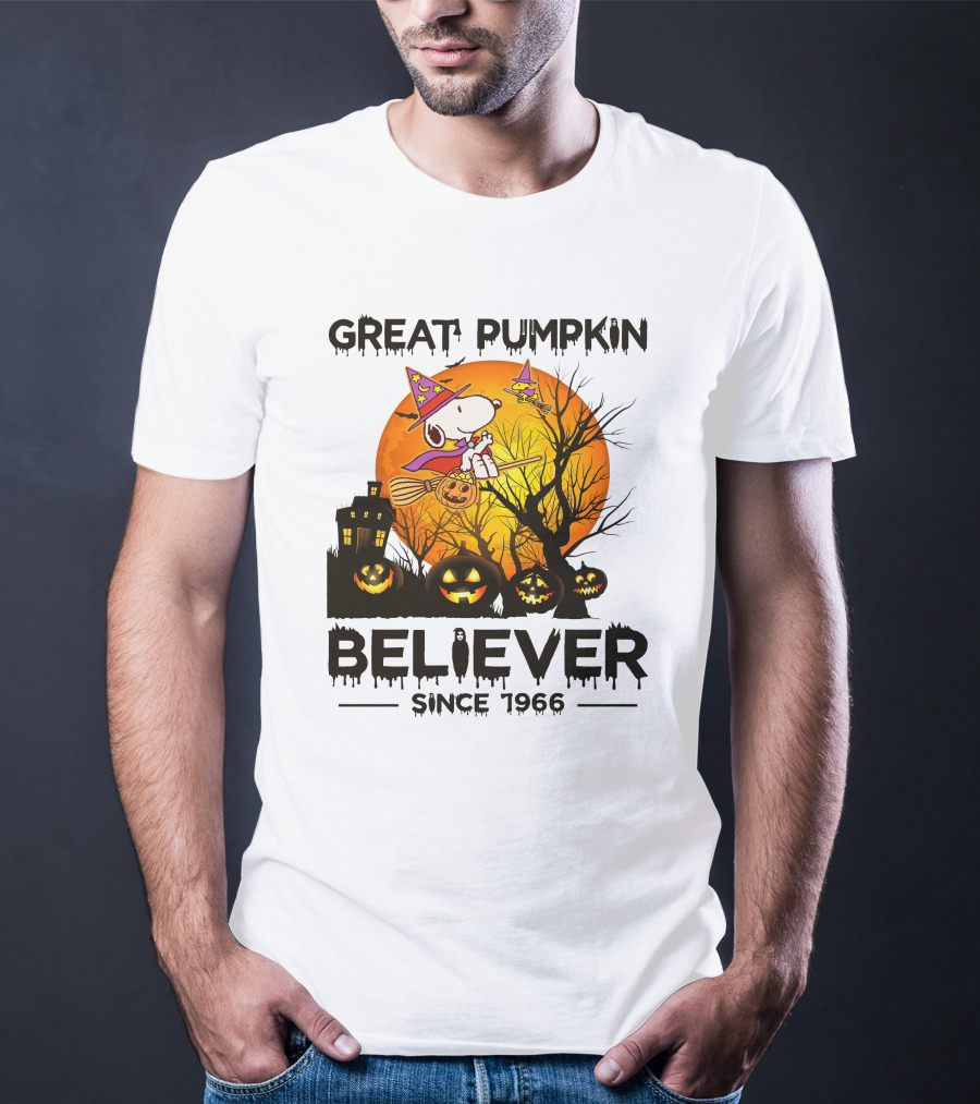 Great Pumpkin Believer Since 1966 Snoopy Halloween Scene T-Shirt