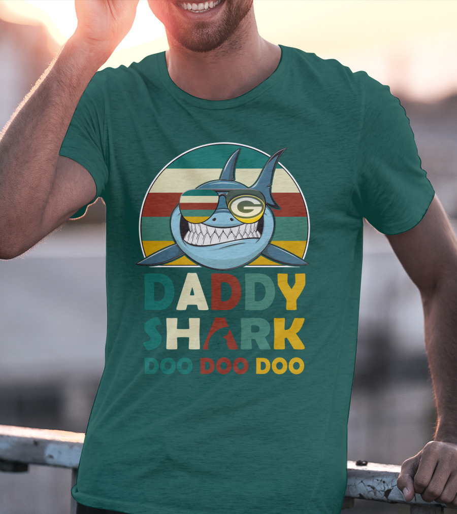 Daddy Shark Green Bay Packers Doo Doo Doo T-Shirt