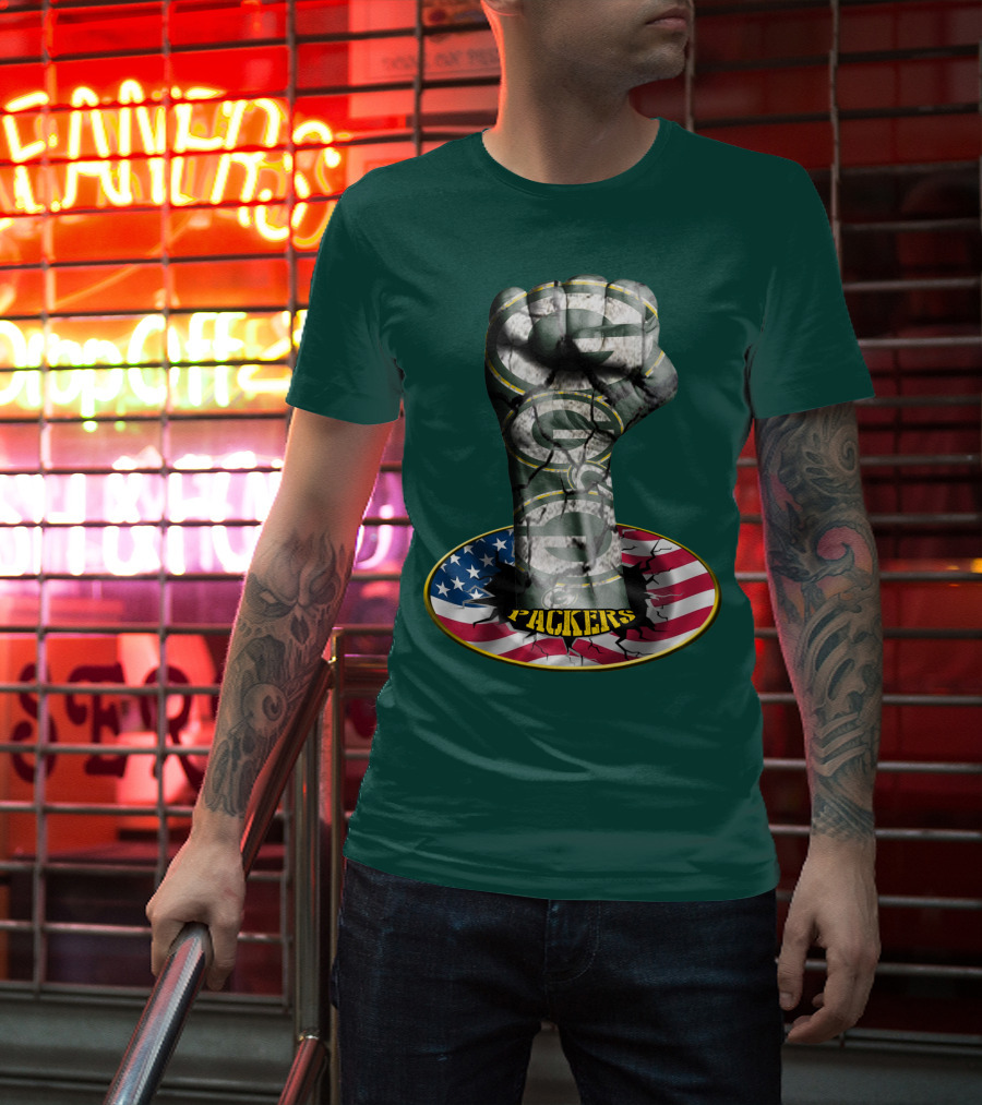 Fist With Green Bay Packers Logo On Cracked American Flag T-Shirt