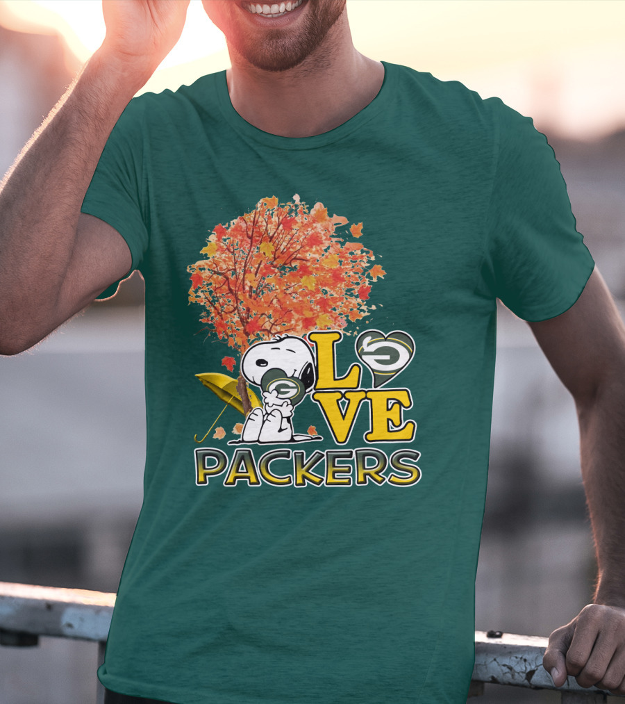 Love Packers Snoopy Green Bay Packers Autumn Tree T-Shirt