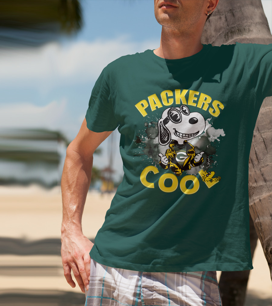 Packers Cool Snoopy Green Bay Packers Football T-Shirt