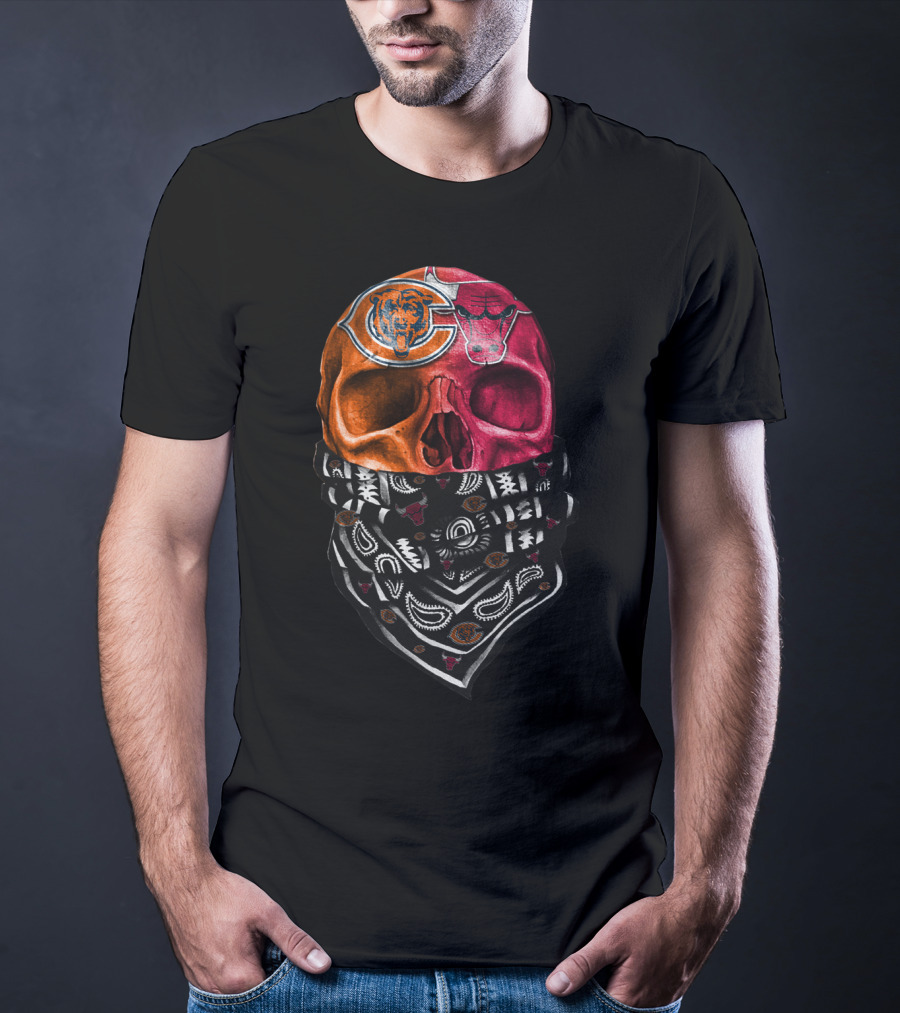 Chicago Bears And Bulls Skull With Bandana T-Shirt