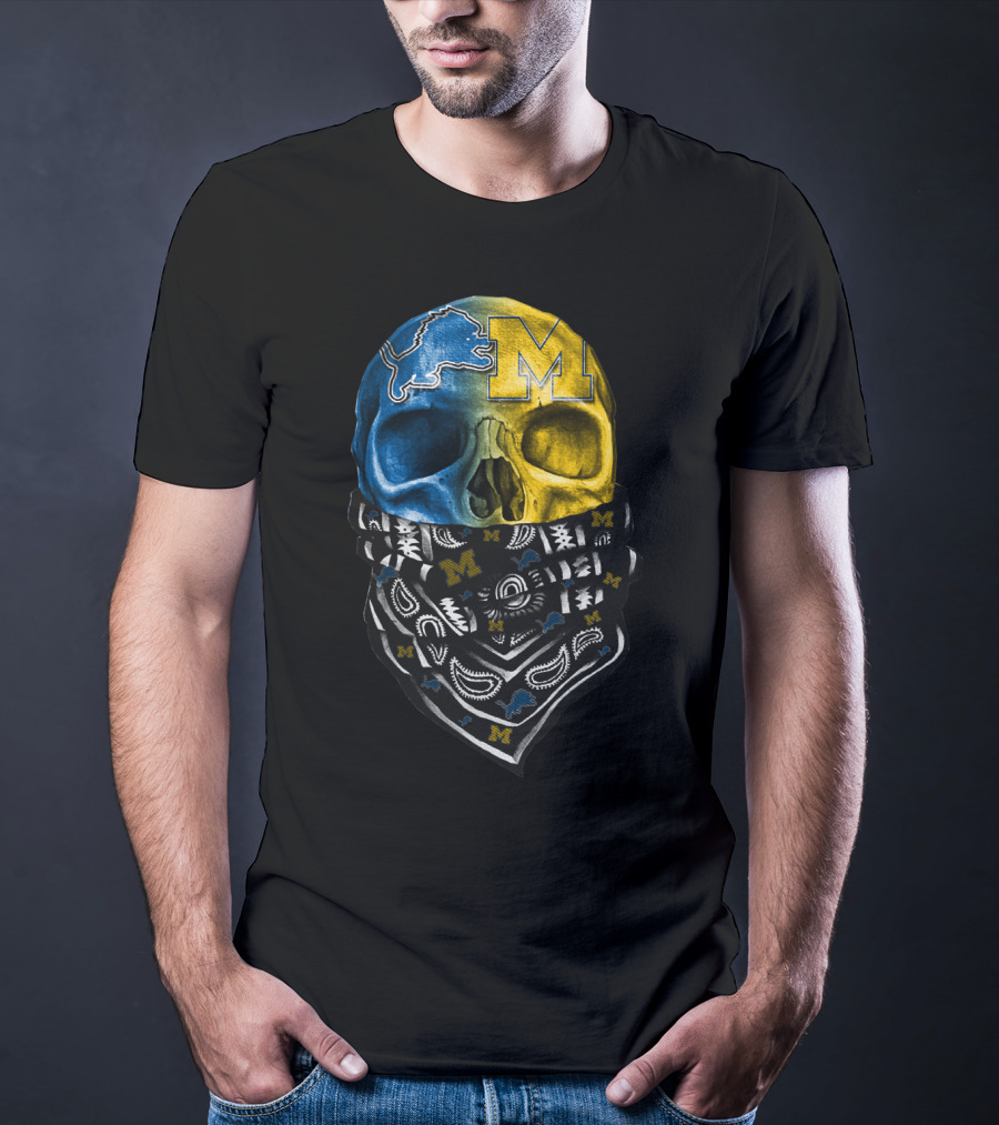 Lions Blue Michigan M Skull Bandana T-Shirt