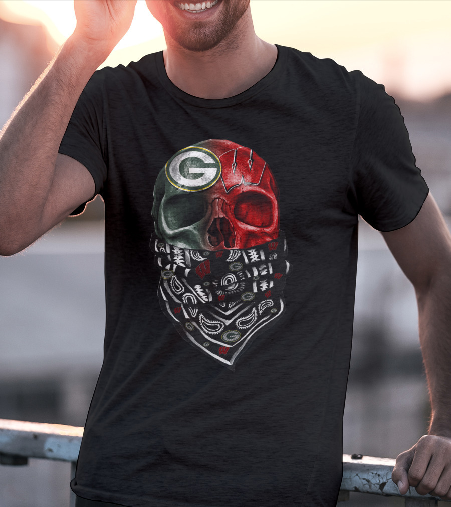 Green Bay Packers Wisconsin Badgers Skull Bandana T-Shirt
