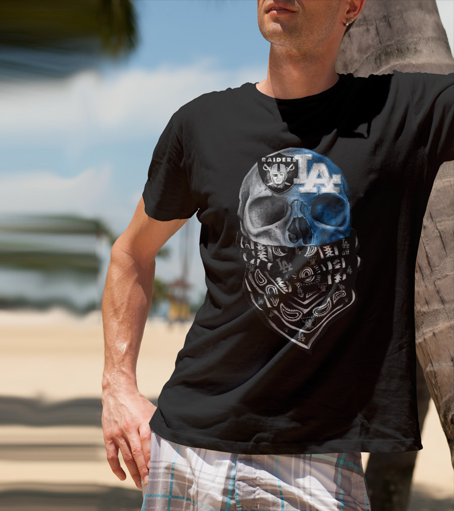 Raider La Bandana Skull T-Shirt