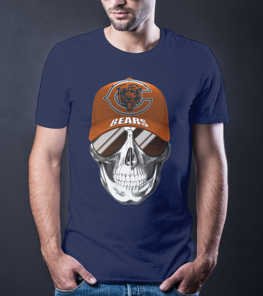 Chicago Bears Skull Cap With Logo And Sunglasses T-Shirt