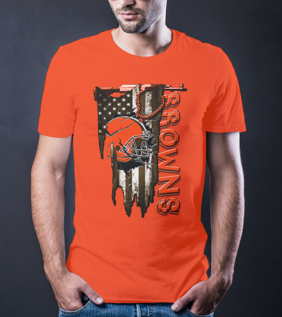 Cleveland Browns American Flag Football Helmet Browns T-Shirt