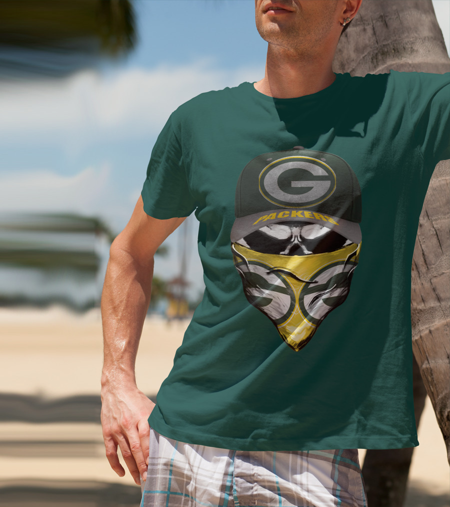 Green Bay Packers G Cap And Bandana Face Skull T-Shirt