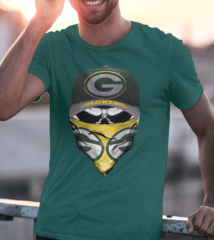 Green Bay Packers G Cap And Bandana Face Skull T-Shirt