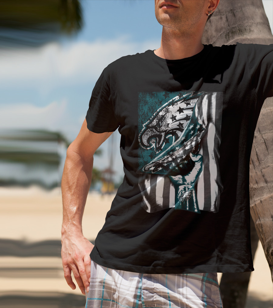 Philadelphia Eagles American Flag Hand Holding T-Shirt