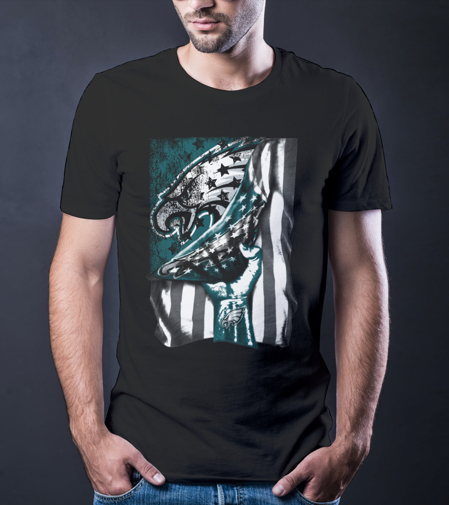 Philadelphia Eagles American Flag Hand Holding T-Shirt