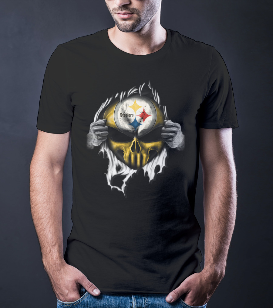 Steelers Skull With Logo And Ripped Effect T-Shirt