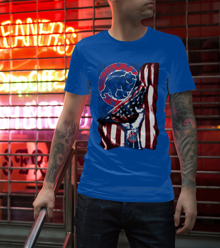Chicago Cubs American Flag Bear Logo Fist T-Shirt
