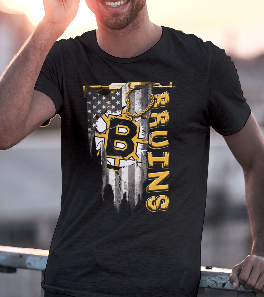 Boston Bruins American Flag Distressed Style T-Shirt