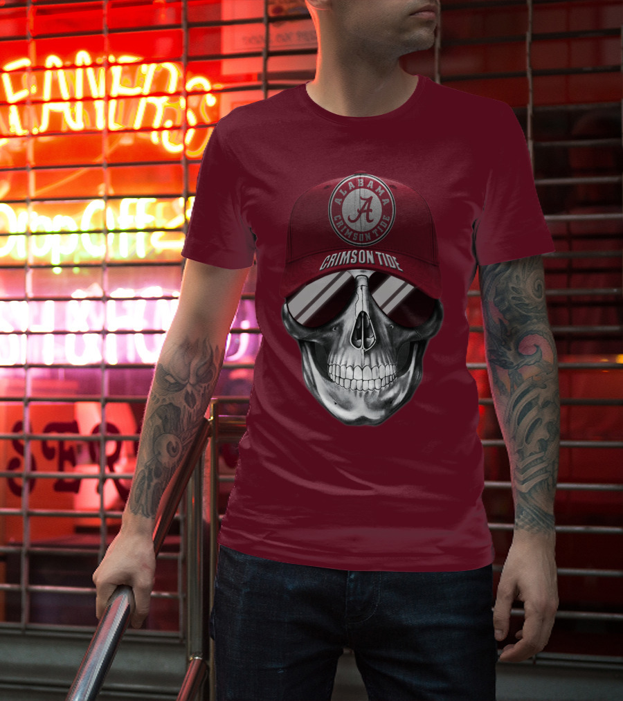 Alabama Crimson Tide Skull With Cap And Sunglasses T-Shirt