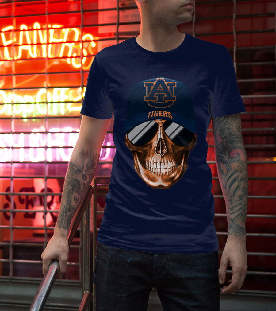 Auburn Tigers Skull With Au Logo Hat And Sunglasses T-Shirt