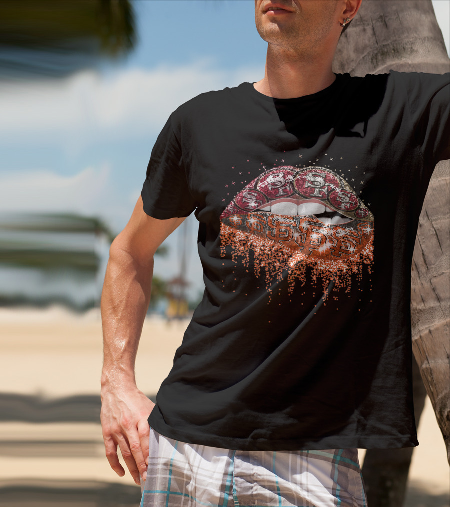 Lip Glittering Gold Dollar Lips T-Shirt