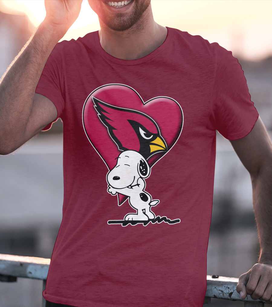 Snoopy Hugging Heart Arizona Cardinals T-Shirt