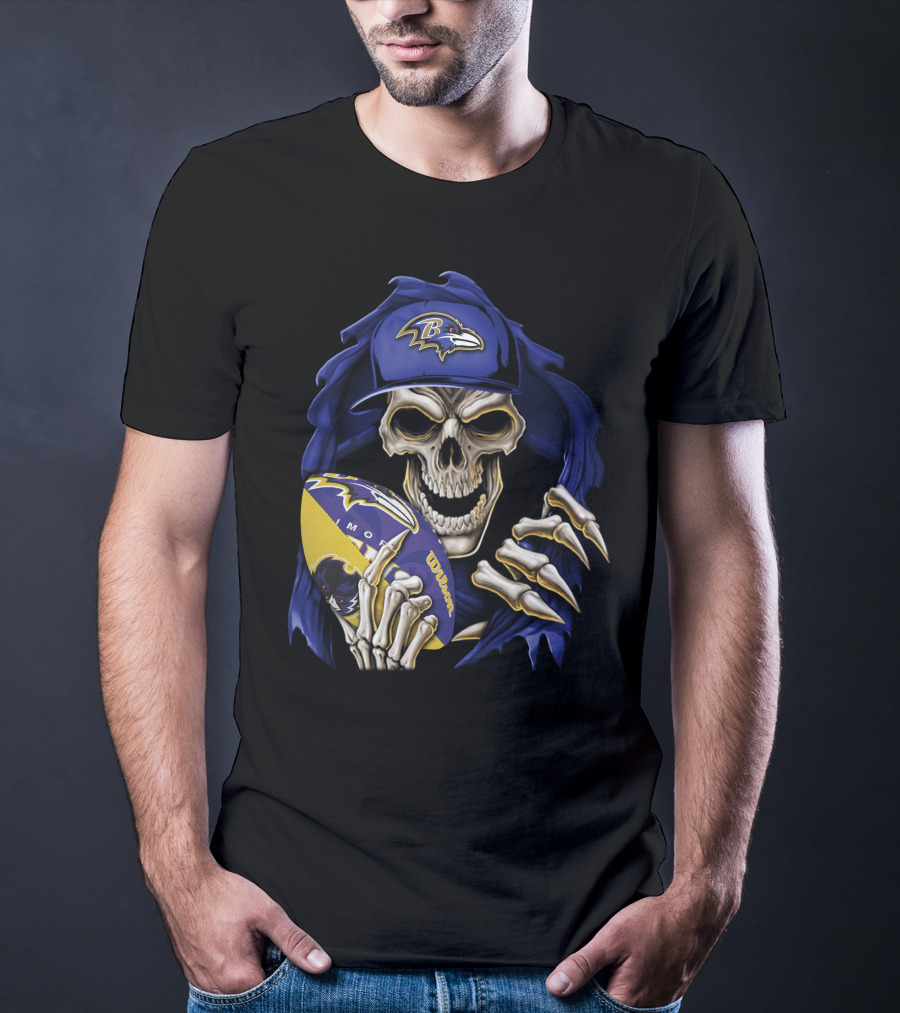Skullbong Baltimore Ravens Skeleton Holding Football T-Shirt
