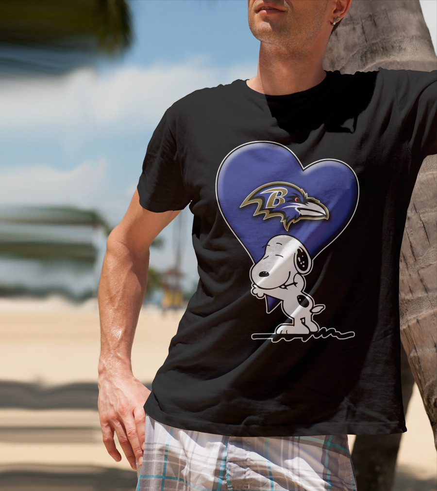 Snoopy Hugging Baltimore Ravens Heart T-Shirt