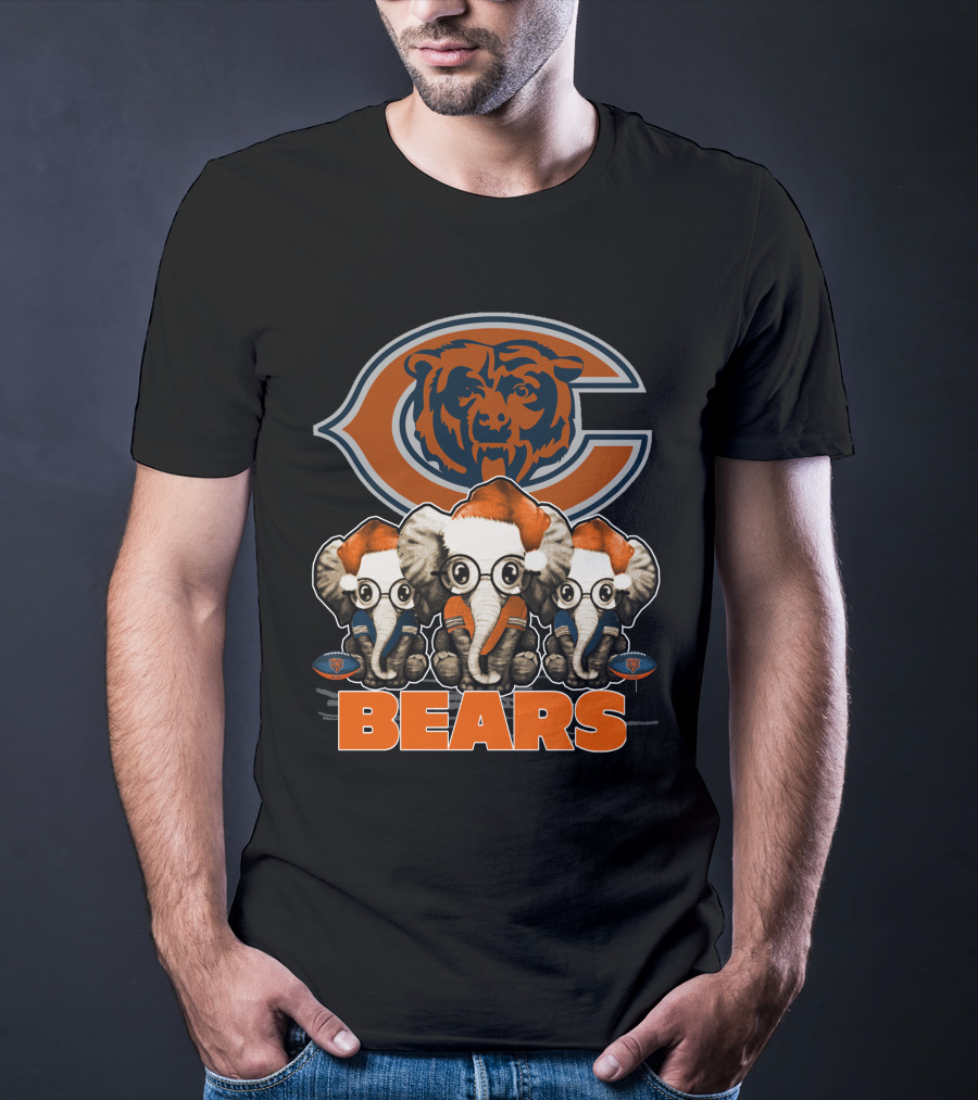 CHICAGO BEARS Christmas Elephants With Santa Hats T-Shirt