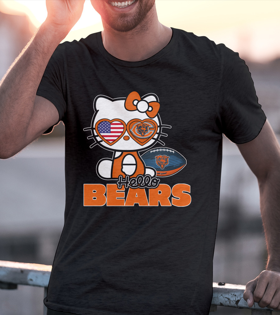 Hello Kitty Chicago Bears USA Football T-Shirt