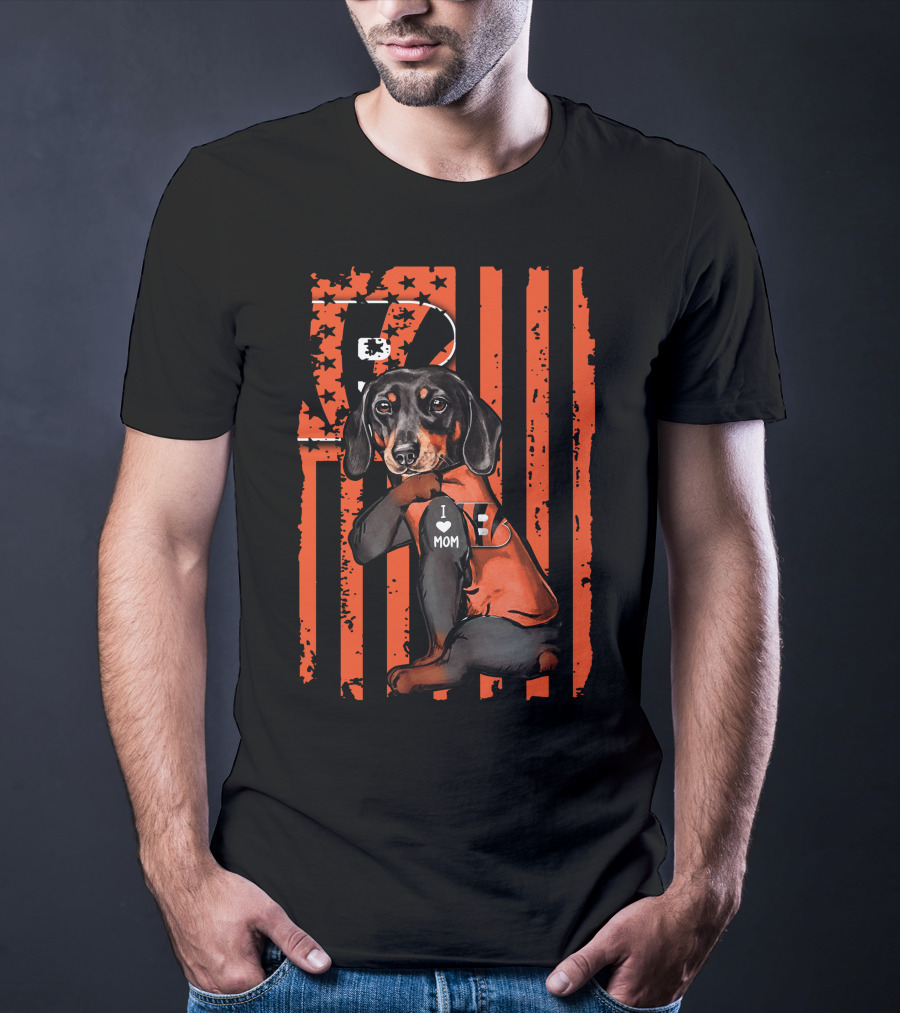Dachshund I Love Mom Cincinnati Bengals Fan Gear T-Shirt