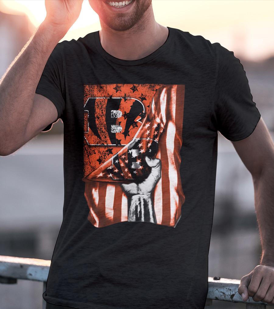 Bengals Logo Stars And Stripes Grunge Flag Cincinnati Bengals T-Shirt