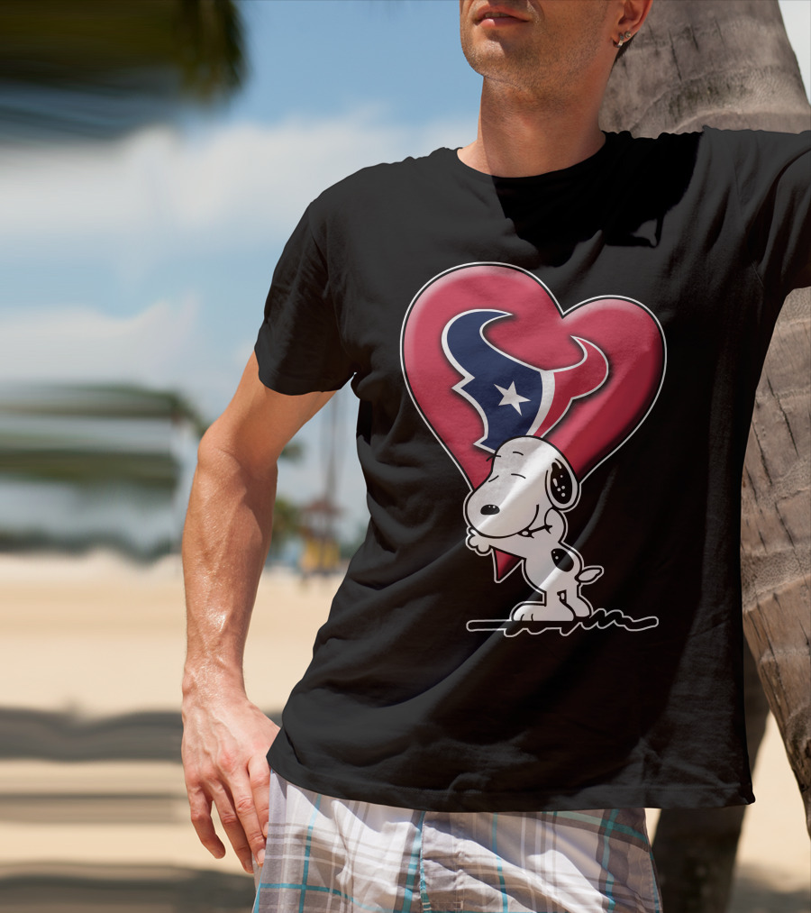 Snoopy Hugging Houston Texans Heart T-Shirt