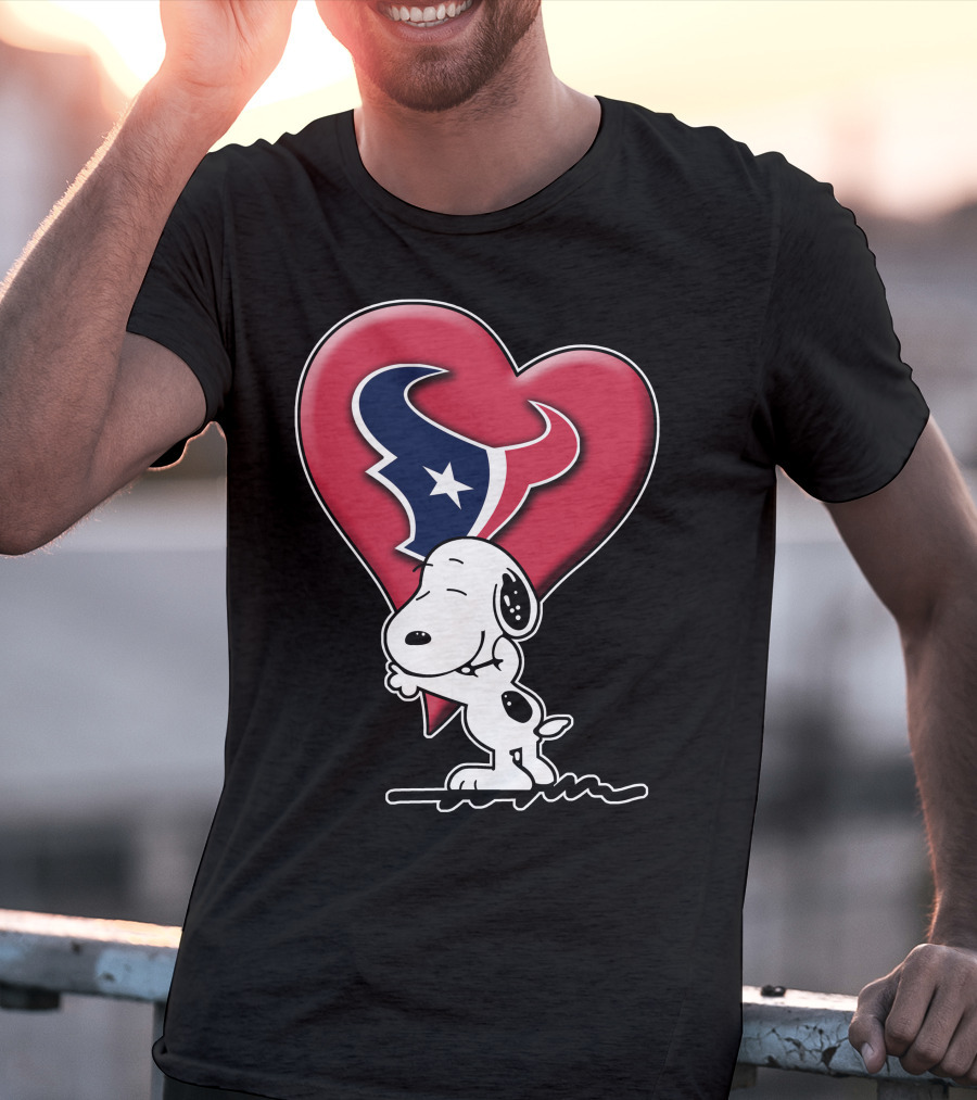 Snoopy Hugging Houston Texans Heart T-Shirt