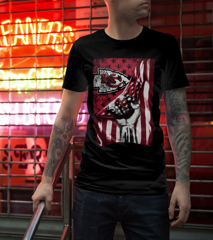 Kansas City Chiefs Flag And Stars Design With Fist T-Shirt