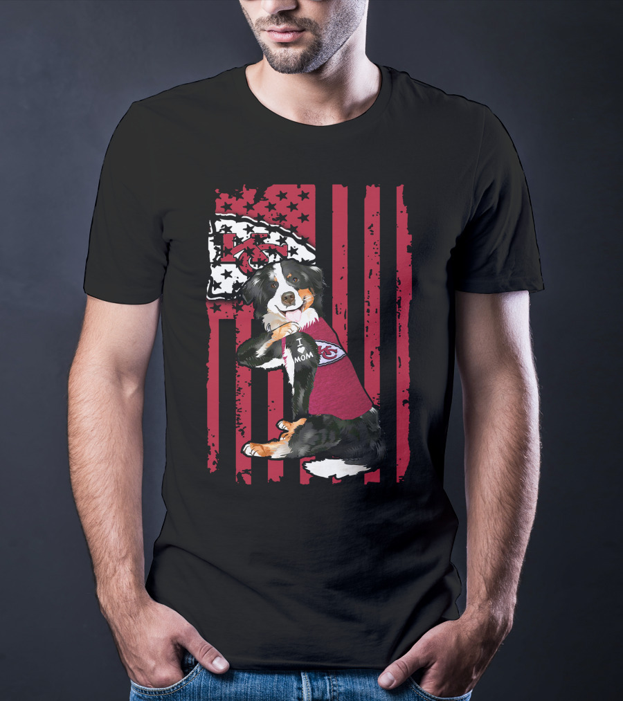 Border Collie I Mom Kansas City Chiefs Fan Flag T-Shirt